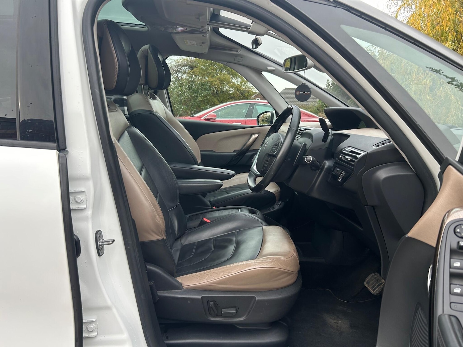 Used Citroen C4 Grand Picasso 2015 for sale - 76425337: Photo 15