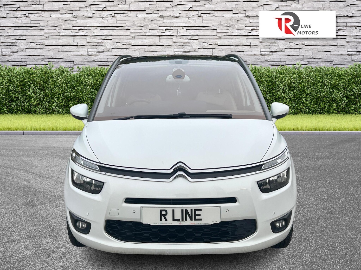 Used Citroen C4 Grand Picasso 2015 for sale - 76425337: Photo 2