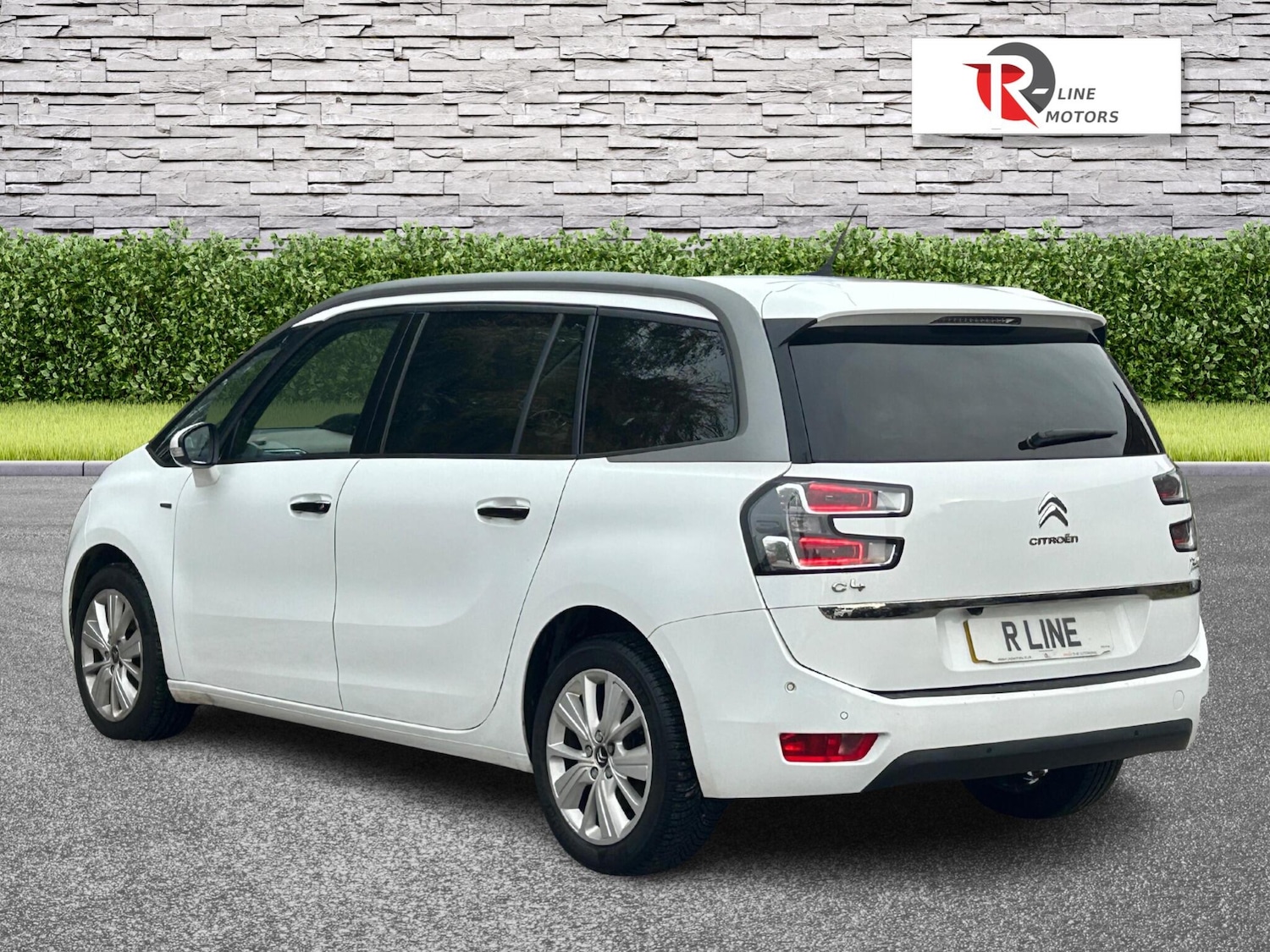 Used Citroen C4 Grand Picasso 2015 for sale - 76425337: Photo 4
