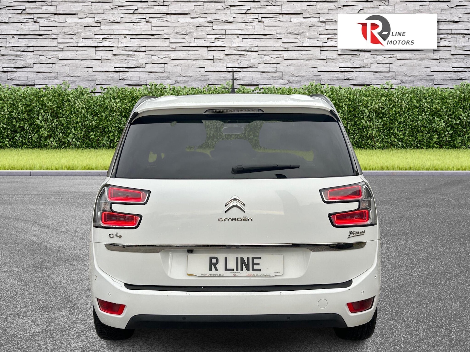 Used Citroen C4 Grand Picasso 2015 for sale - 76425337: Photo 9