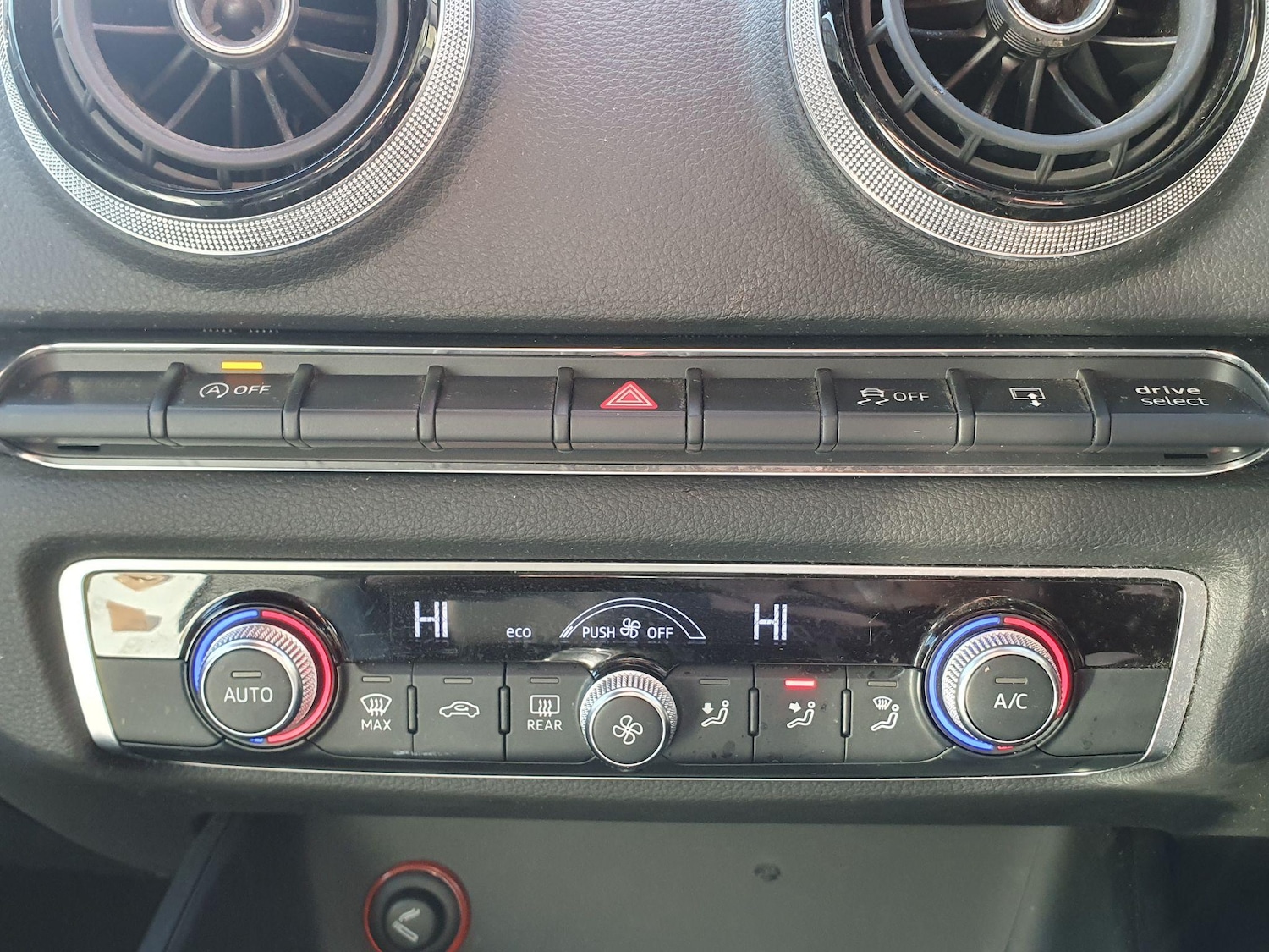 Used Audi A3 2014 for sale - 76389065: Photo 15