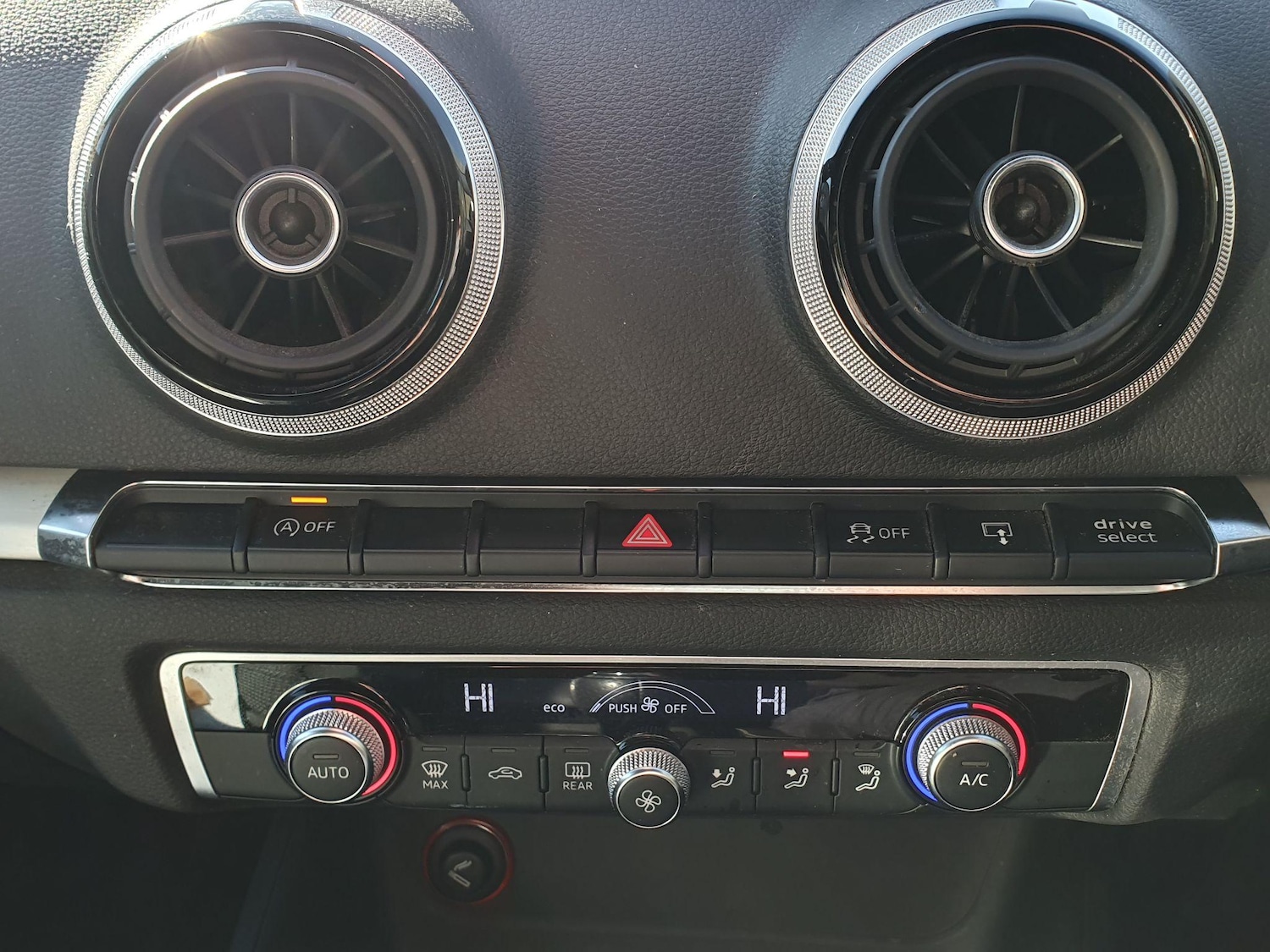 Used Audi A3 2014 for sale - 76389065: Photo 16