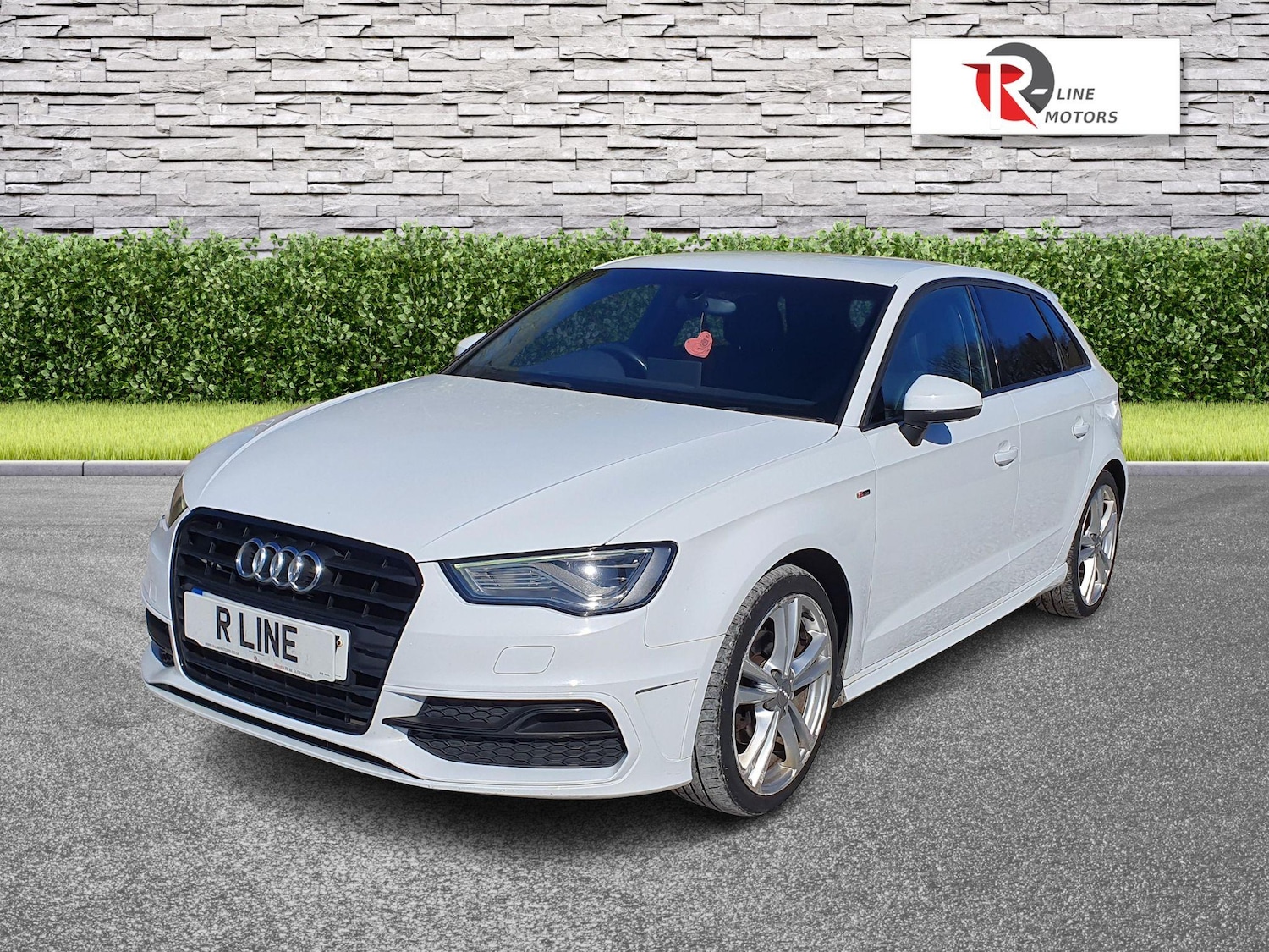 Used Audi A3 2014 for sale - 76389065: Photo 3