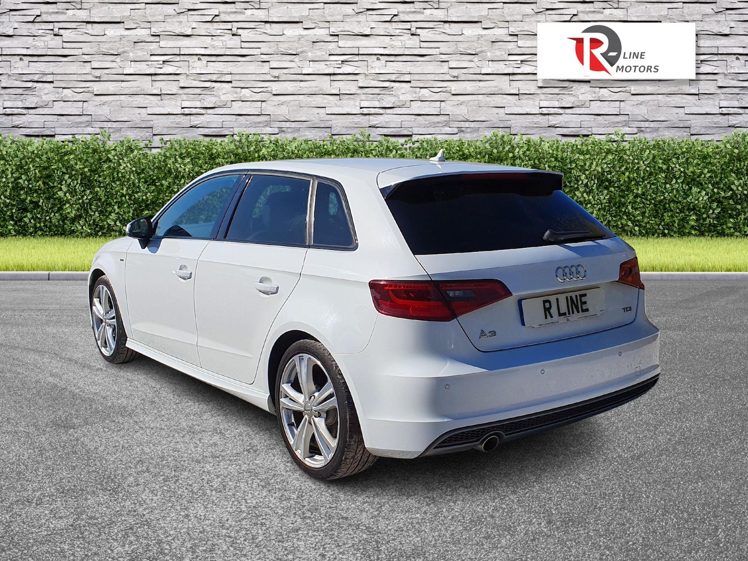 Used Audi A3 2014 for sale - 76389065: Photo 5