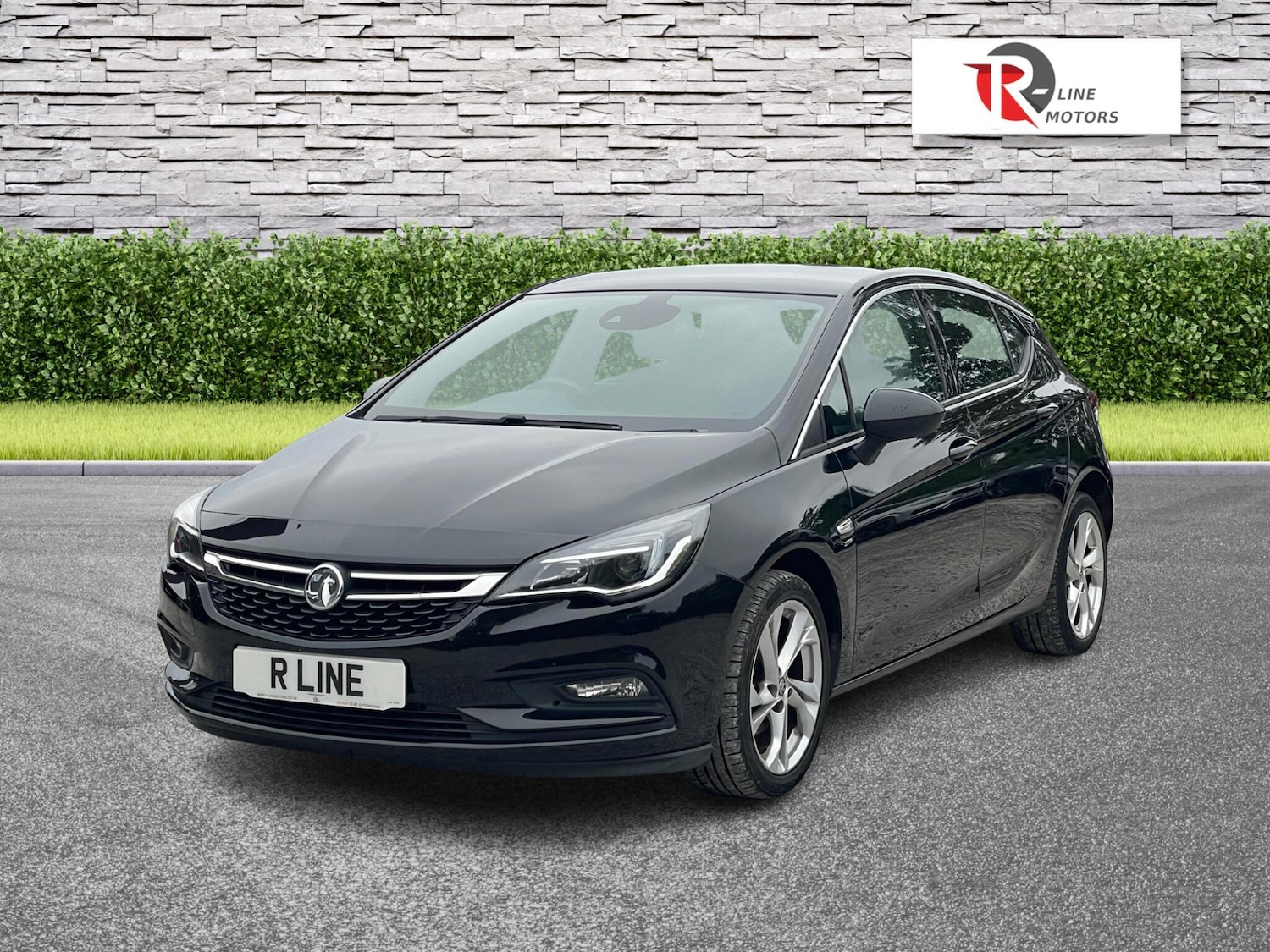Used Vauxhall Astra 2017 for sale - 76251251: Photo 2