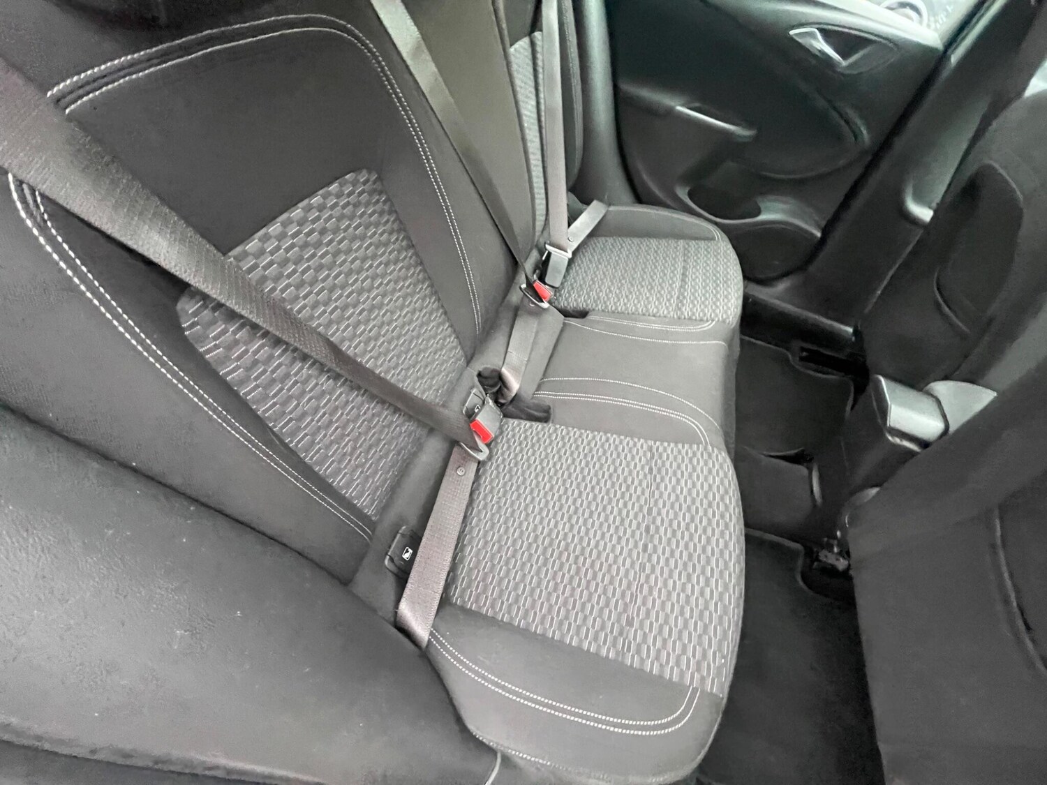 Used Vauxhall Astra 2017 for sale - 76251251: Photo 20