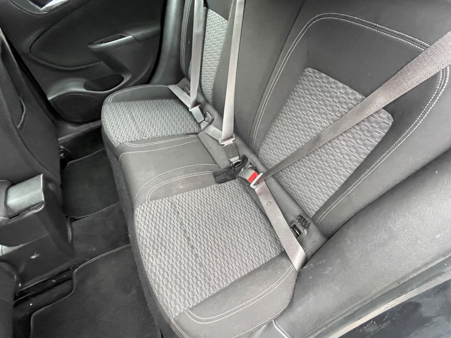 Used Vauxhall Astra 2017 for sale - 76251251: Photo 22