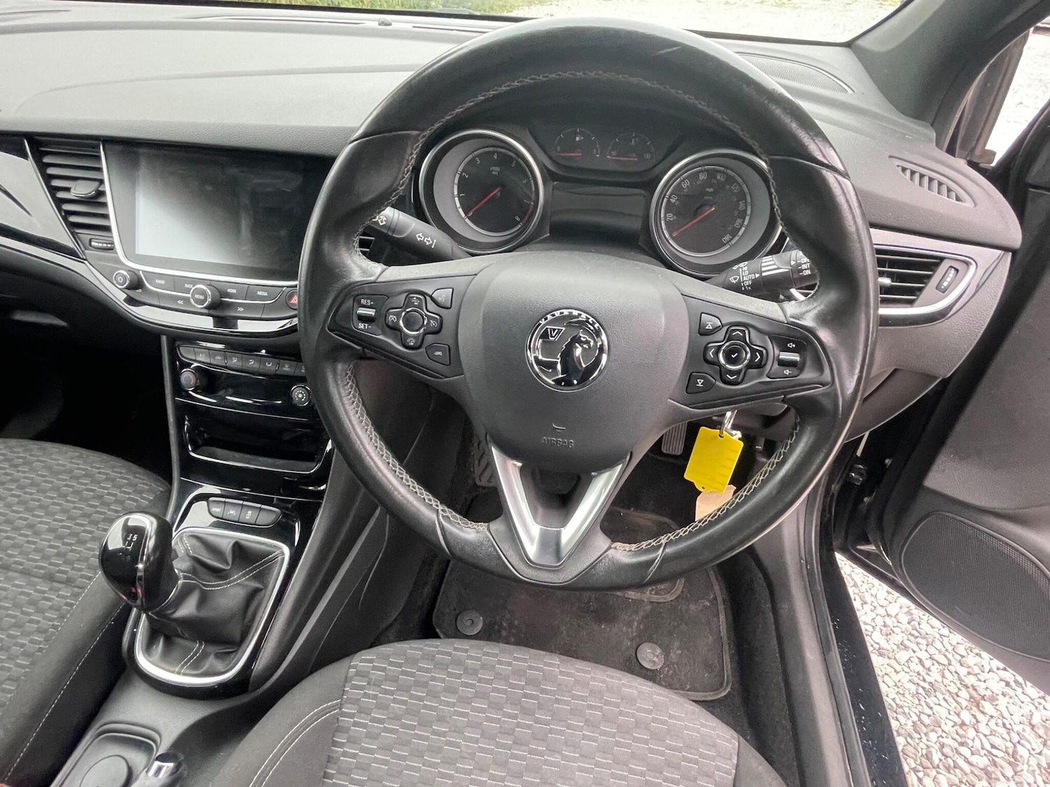 Used Vauxhall Astra 2017 for sale - 76251251: Photo 25