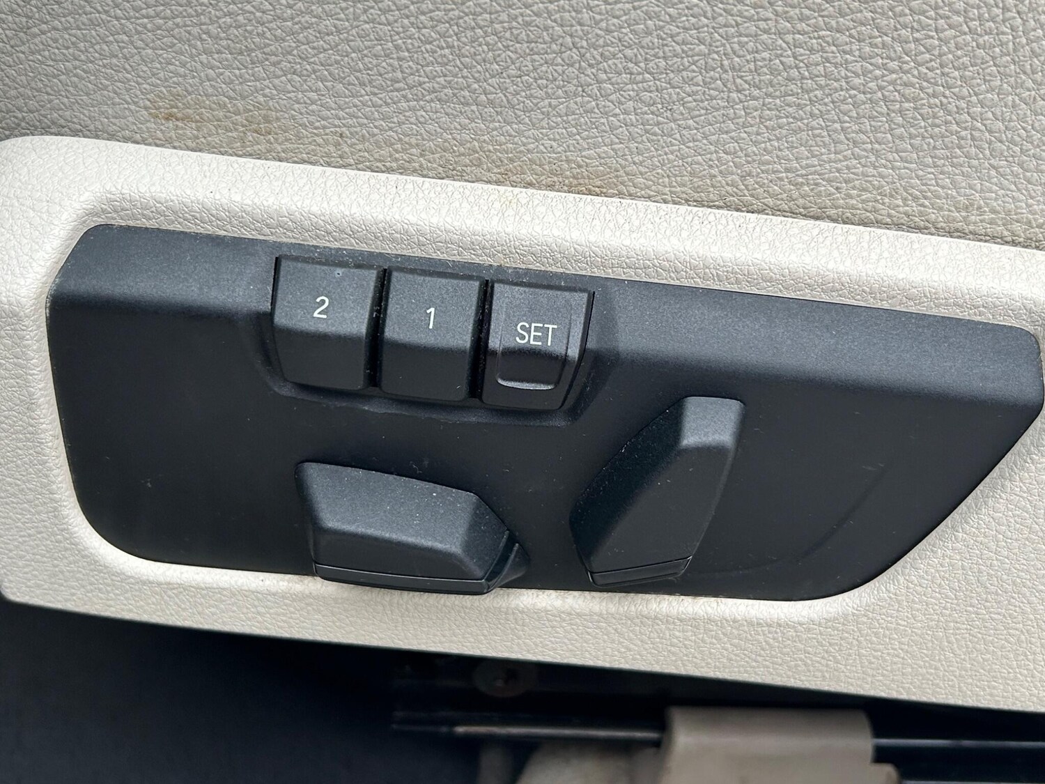 Used BMW 6 Series Gran Coupe 2014 for sale - 77130764: Photo 42