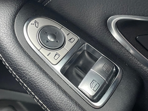 Used Mercedes-Benz C Class 2016 for sale - 76283118: Photo 45