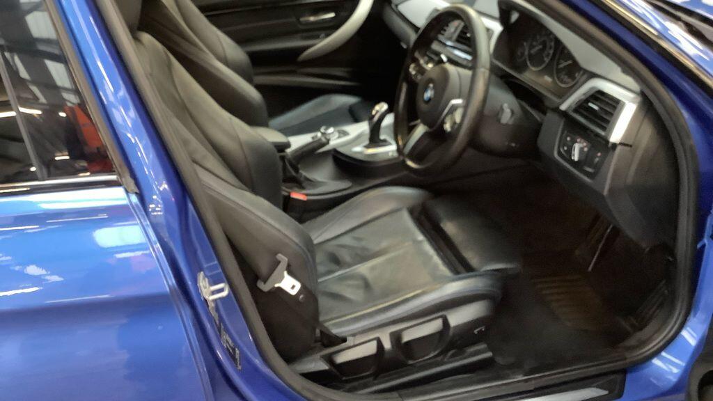 Used BMW 3 Series 2017 for sale - 76283656: Photo 10