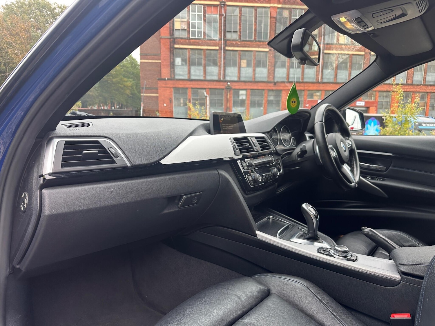 Used BMW 3 Series 2017 for sale - 76283656: Photo 18