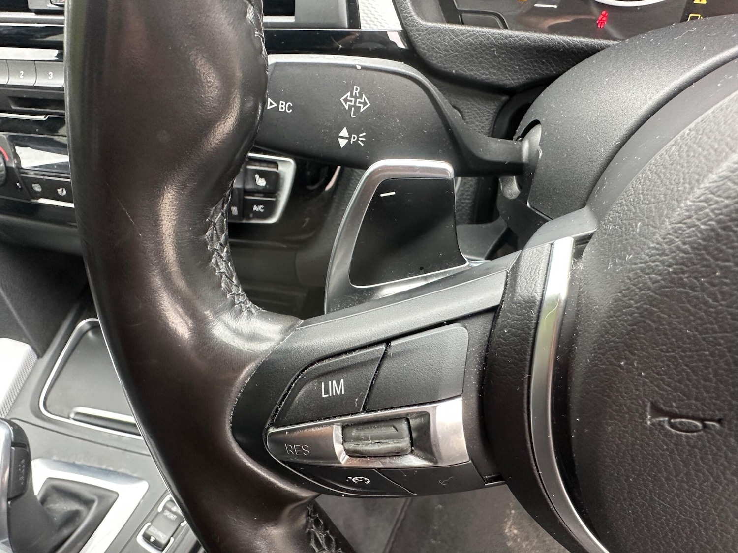 Used BMW 3 Series 2017 for sale - 76283656: Photo 31