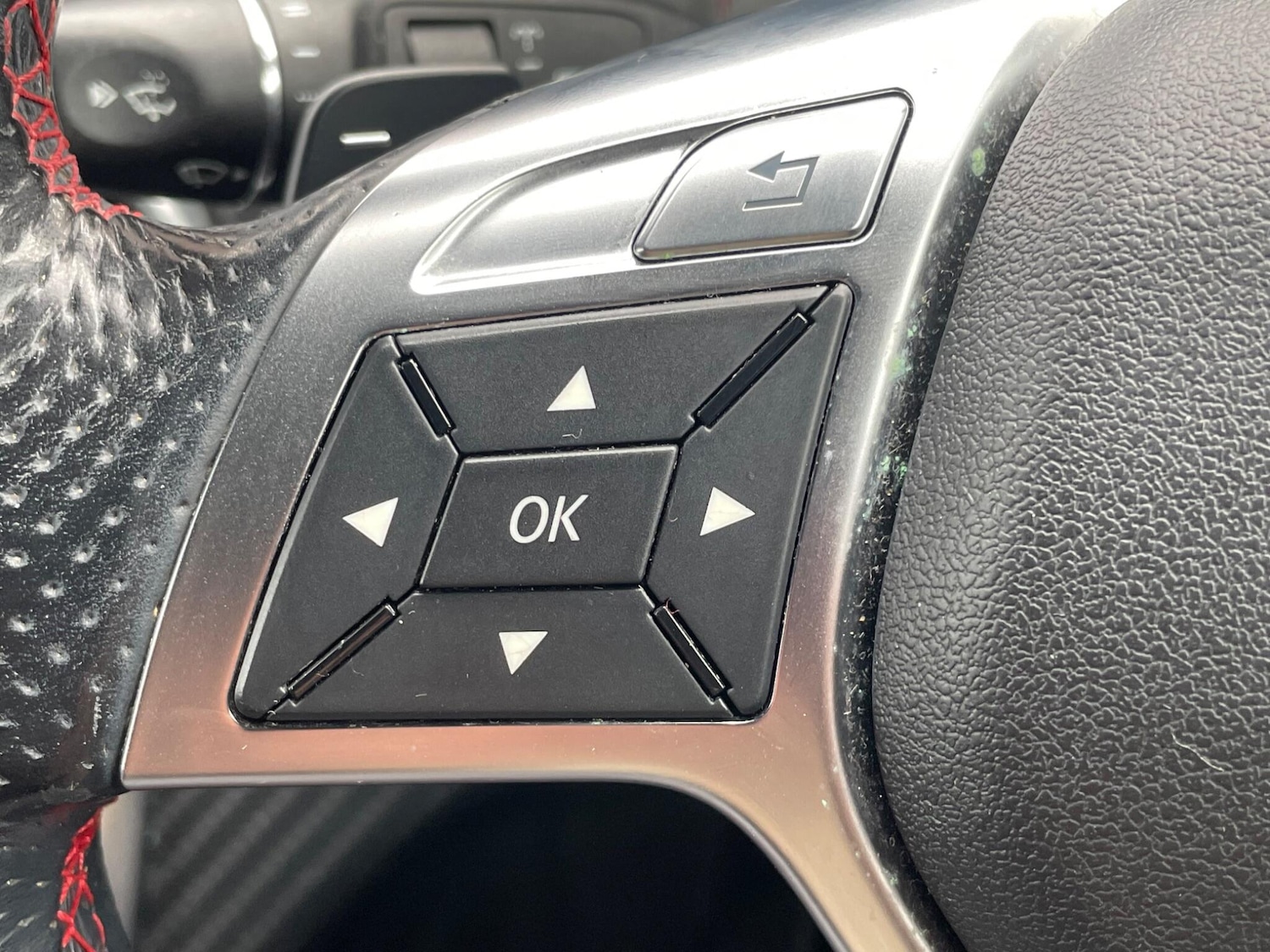 Used Mercedes-Benz A-Class 2014 for sale - 76072041: Photo 38