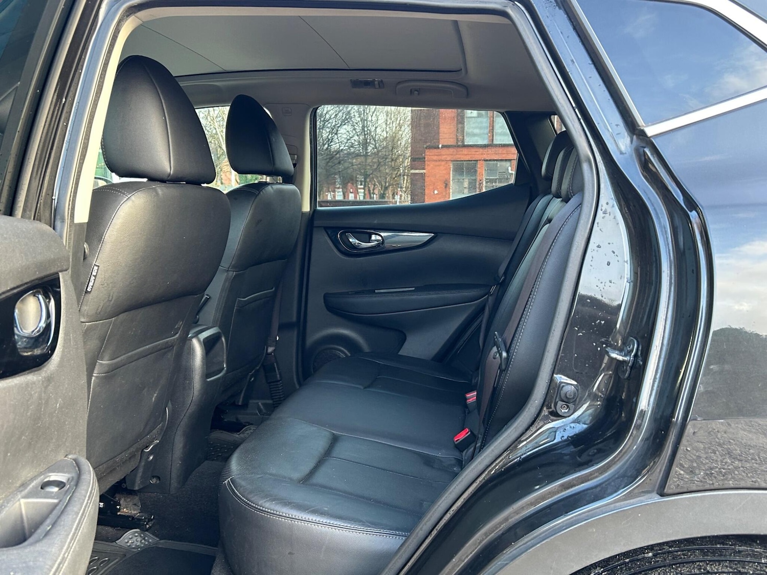 Used Nissan Qashqai 2015 for sale - 76886415: Photo 23