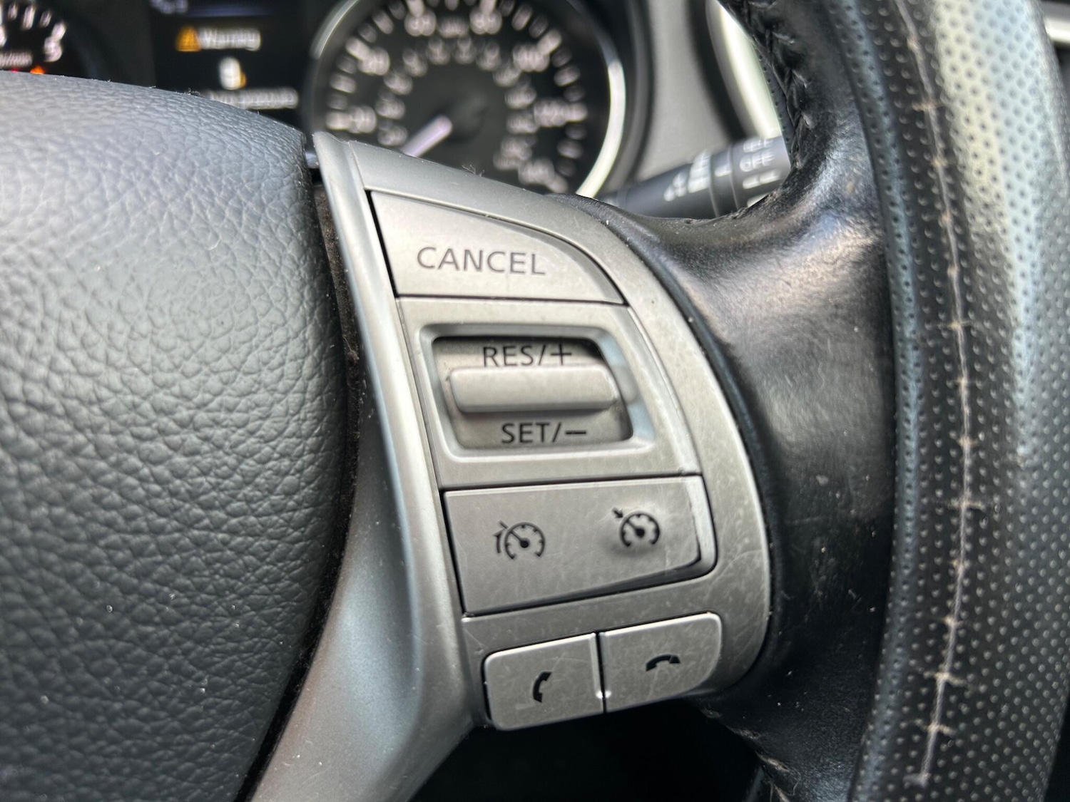 Used Nissan Qashqai 2015 for sale - 76886415: Photo 28