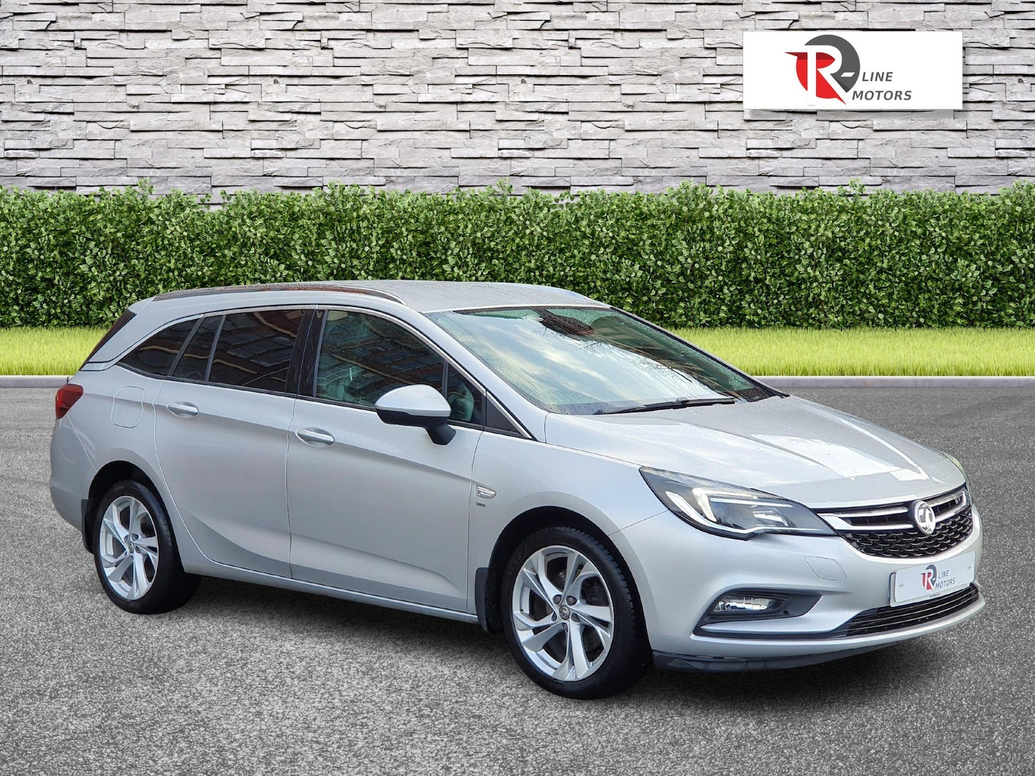 Used Vauxhall Astra for sale - 76993675: Photo 2