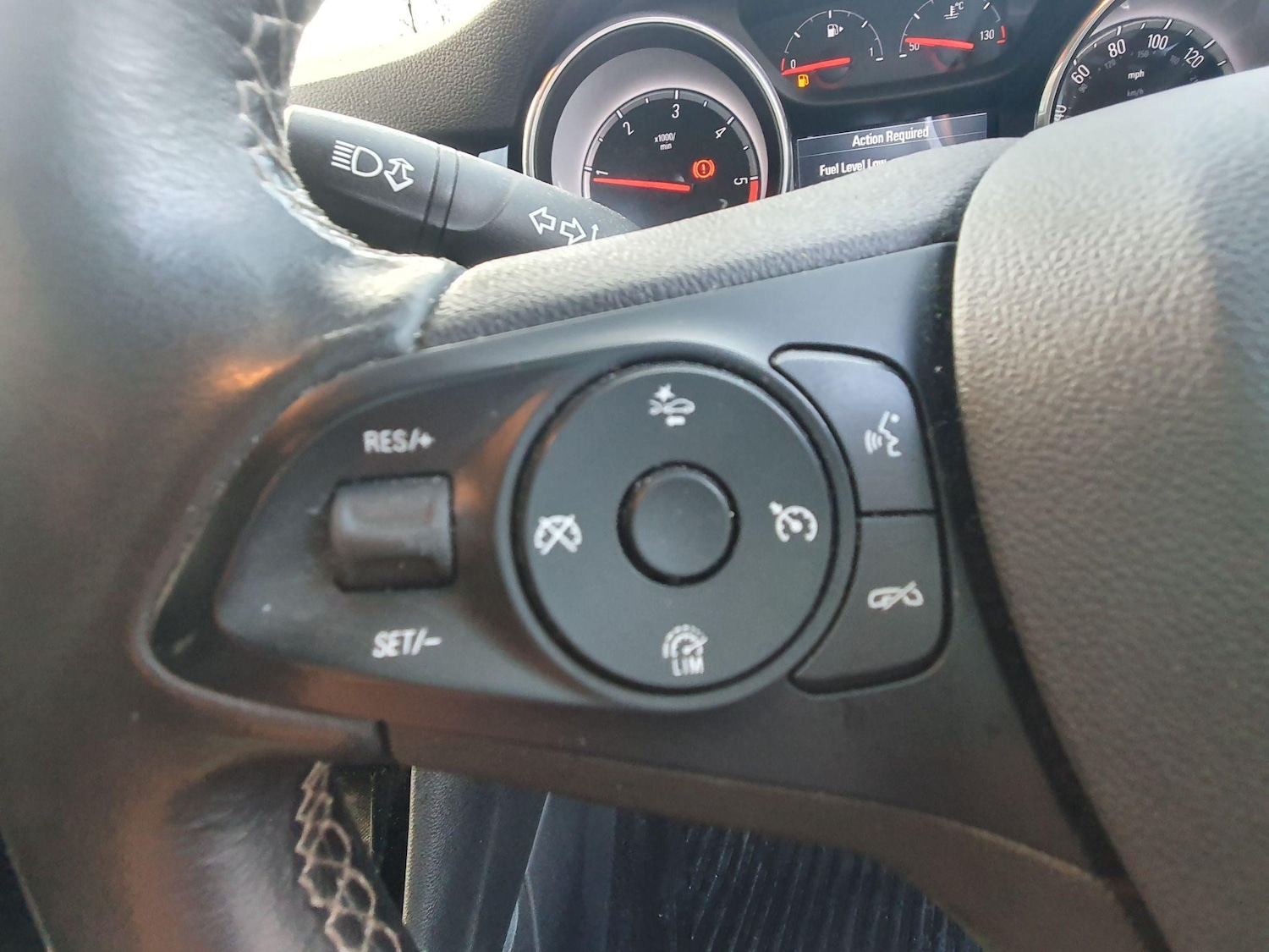 Used Vauxhall Astra for sale - 76993675: Photo 24