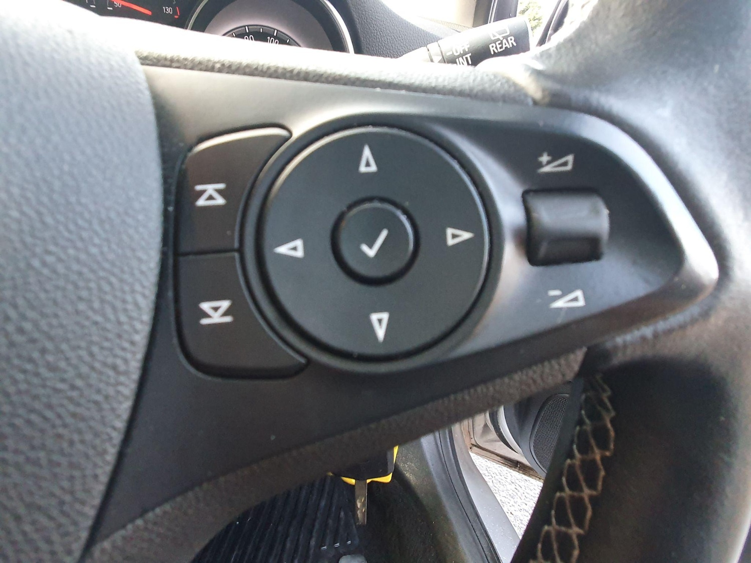 Used Vauxhall Astra for sale - 76993675: Photo 25