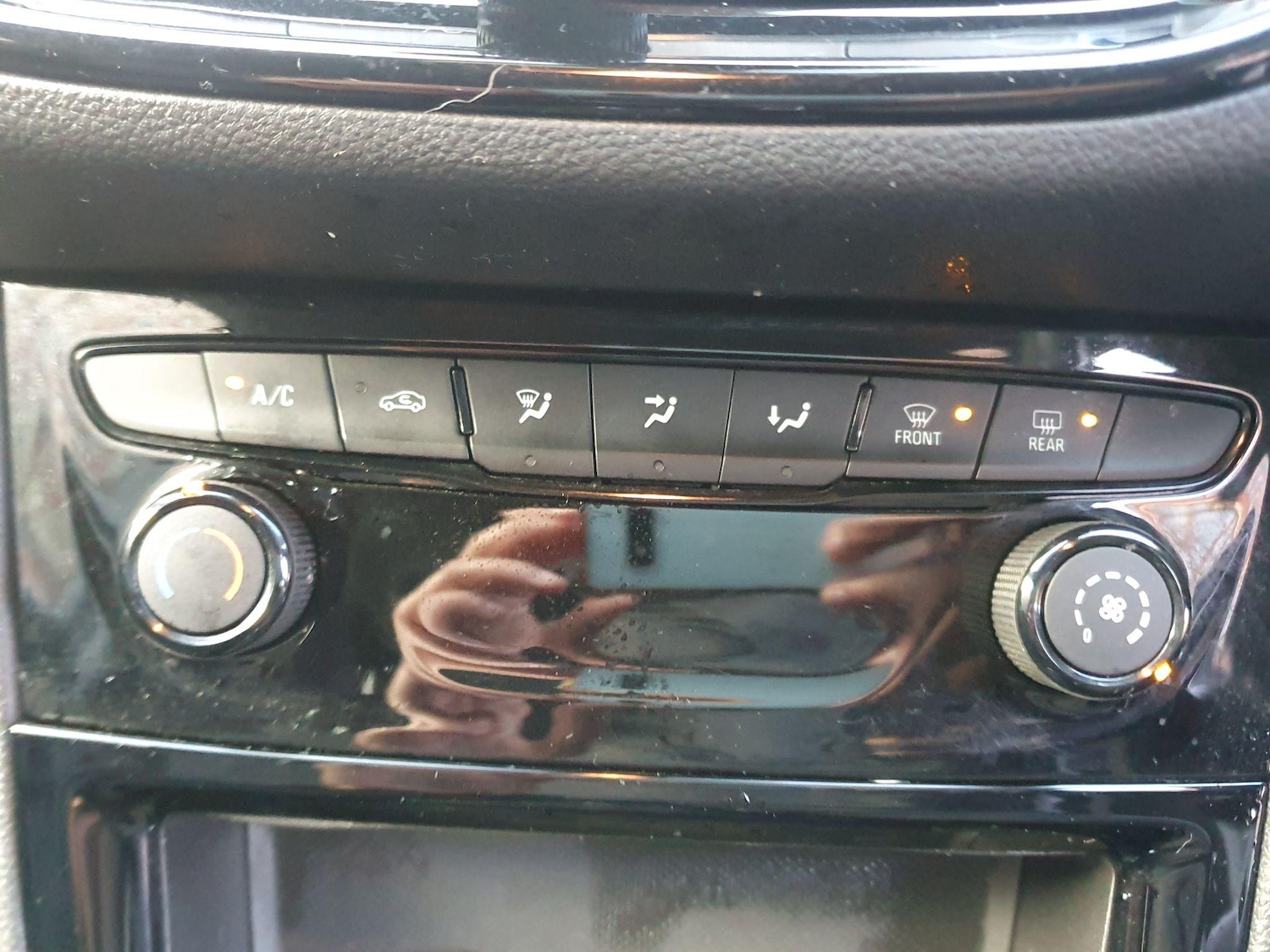 Used Vauxhall Astra for sale - 76993675: Photo 36