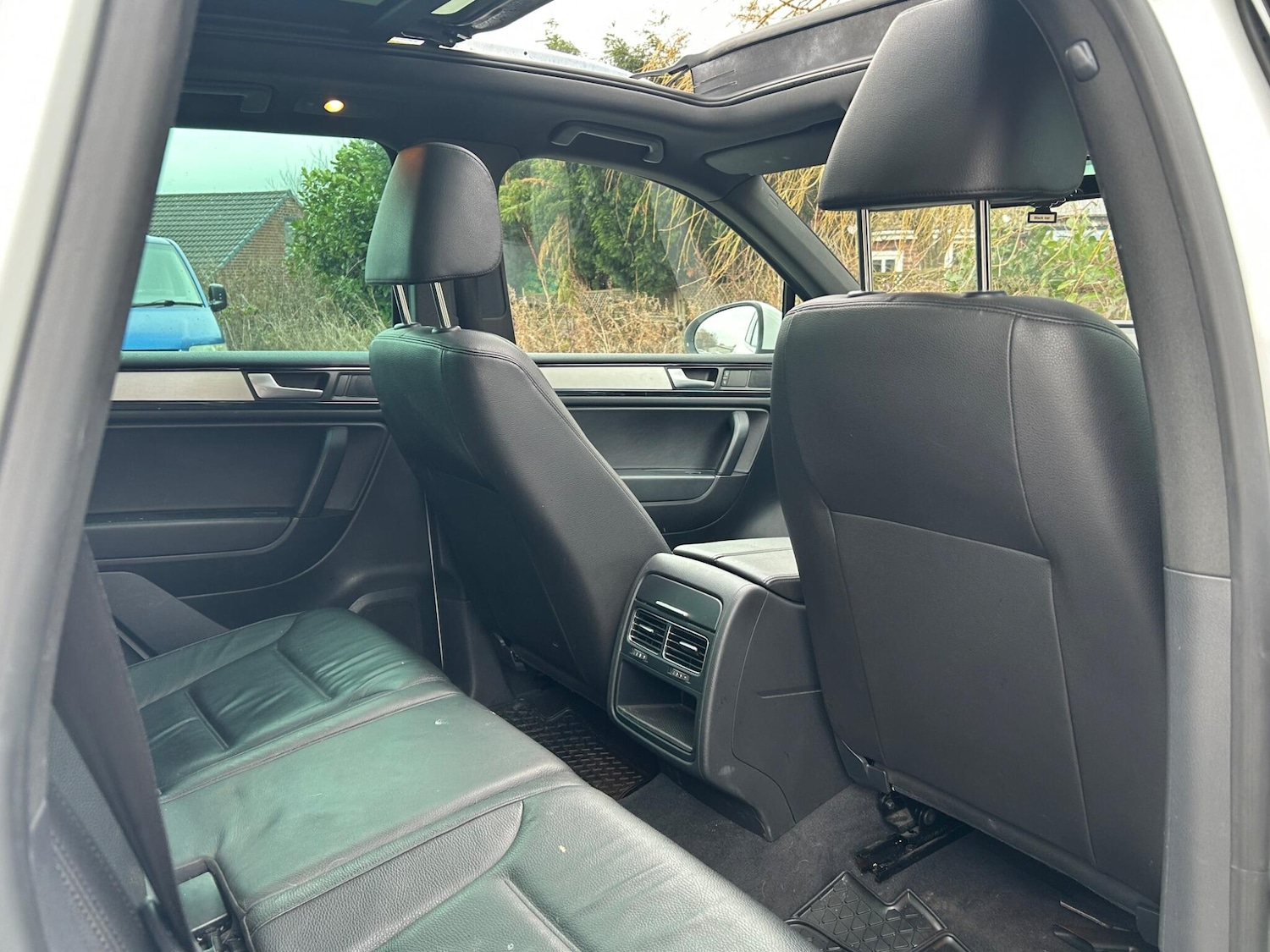 Used Volkswagen Touareg 2013 for sale - 77386487: Photo 30