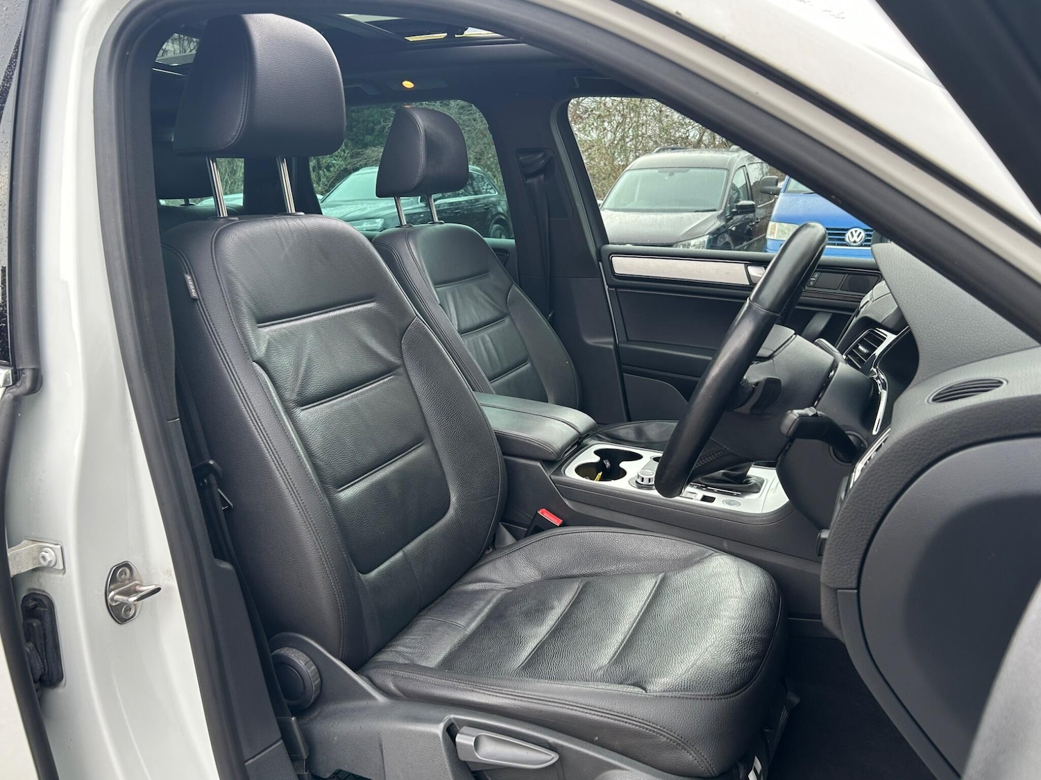 Used Volkswagen Touareg 2013 for sale - 77386487: Photo 32