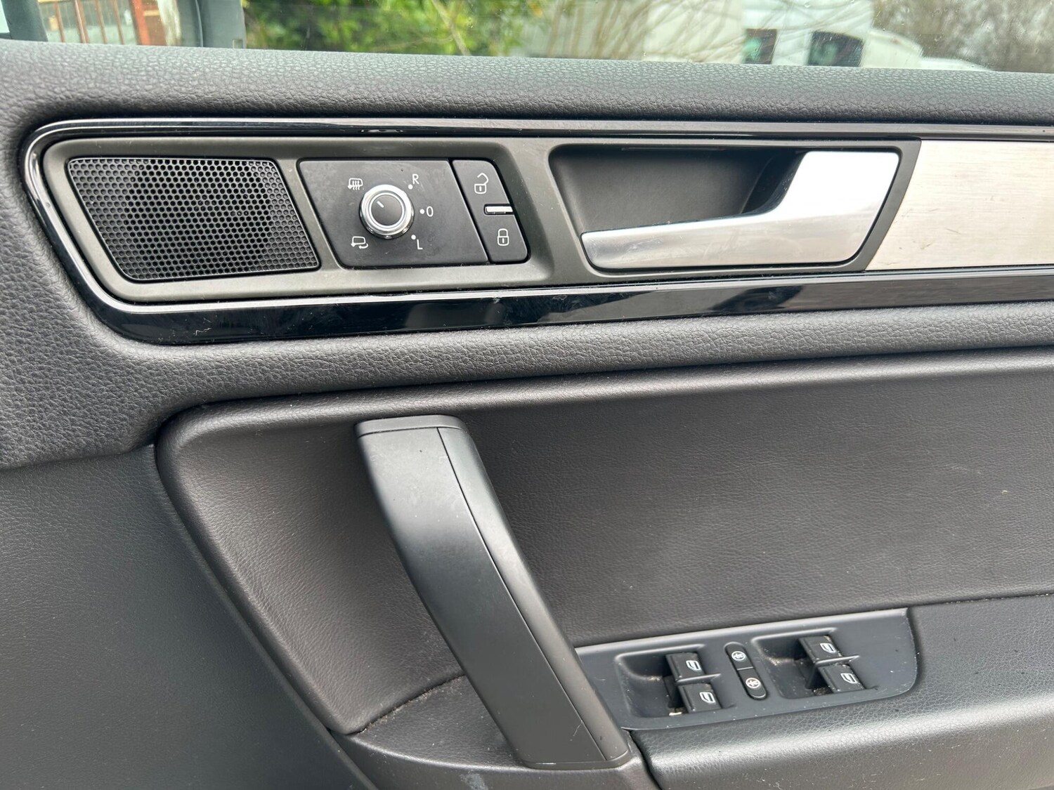 Used Volkswagen Touareg 2013 for sale - 77386487: Photo 39