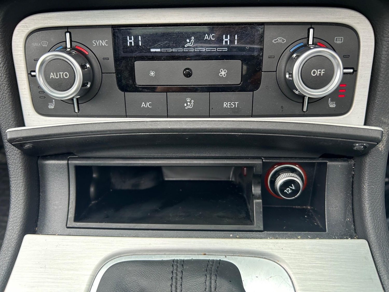 Used Volkswagen Touareg 2013 for sale - 77386487: Photo 47