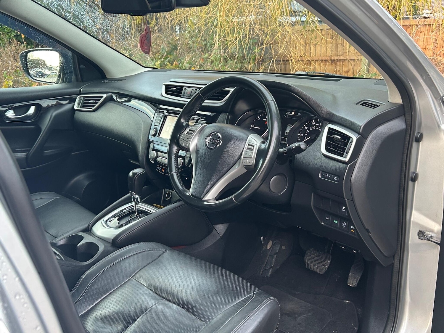 Used Nissan Qashqai 2014 for sale - 76865294: Photo 14