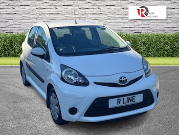 Used Toyota AYGO 2013 for sale - 76042662: Photo