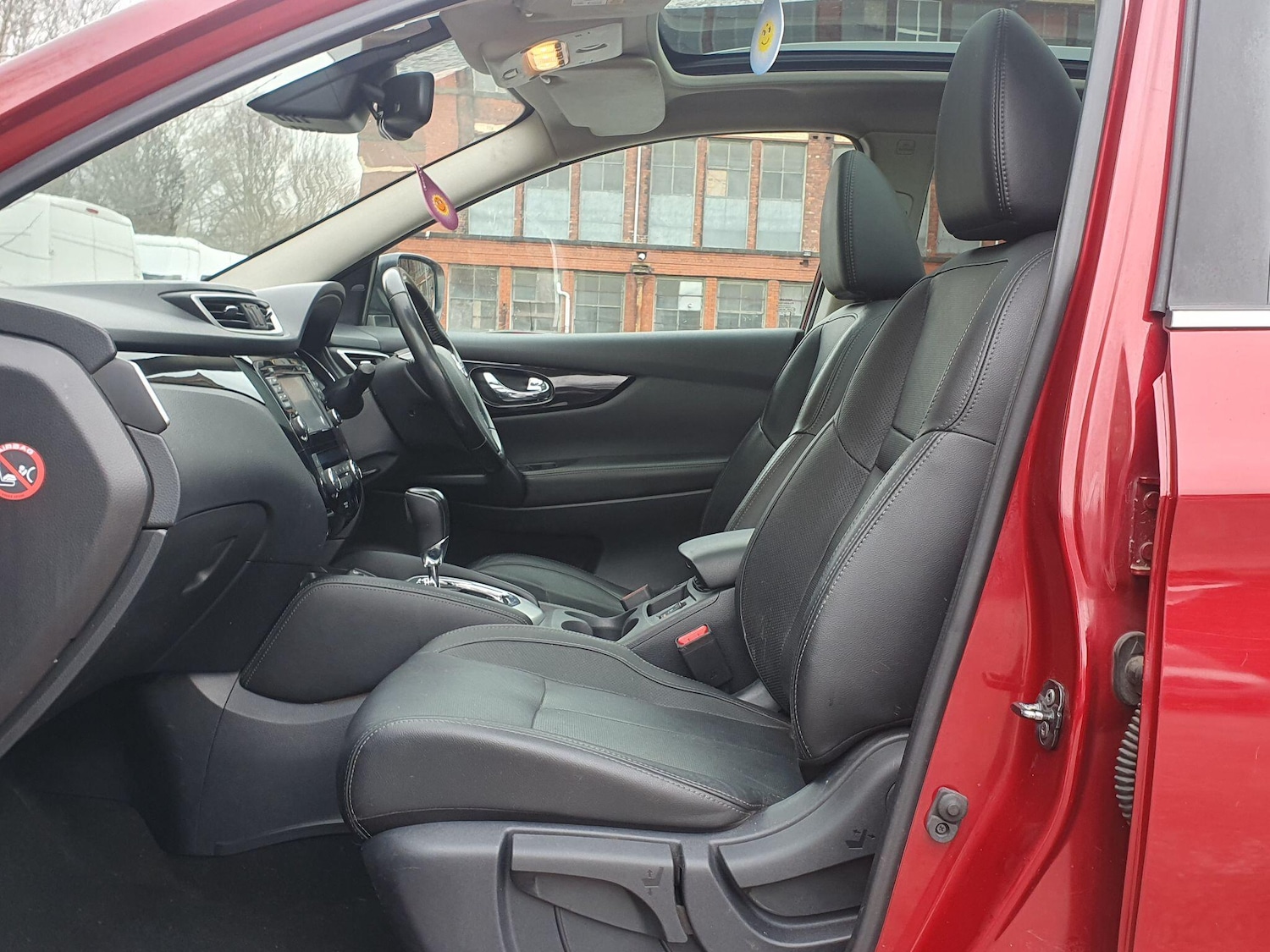 Used Nissan Qashqai 2016 for sale - 77611795: Photo 22