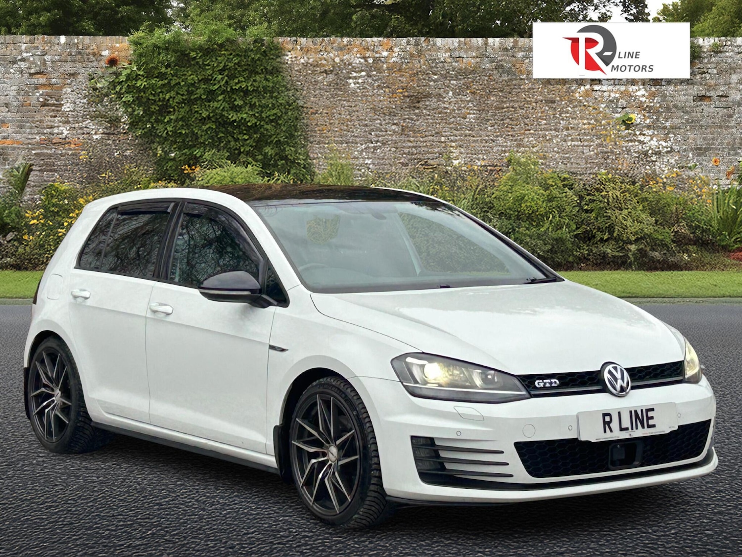 Used Volkswagen Golf for sale - 77496244: Photo 2