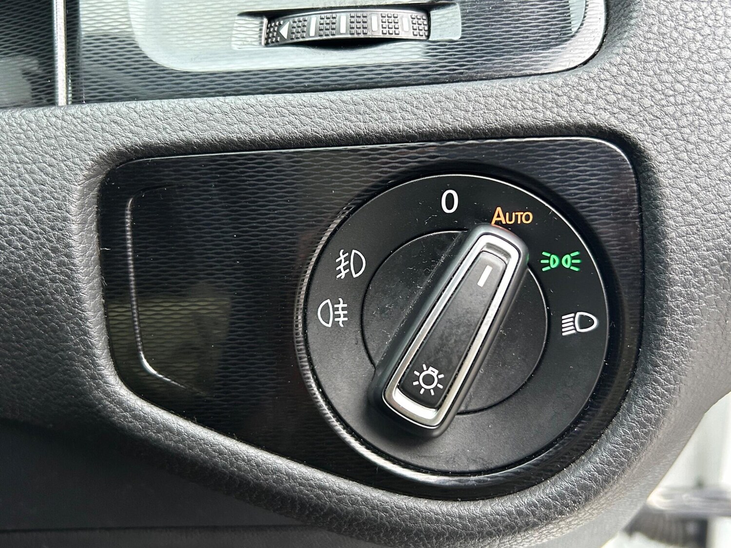 Used Volkswagen Golf for sale - 77496244: Photo 25