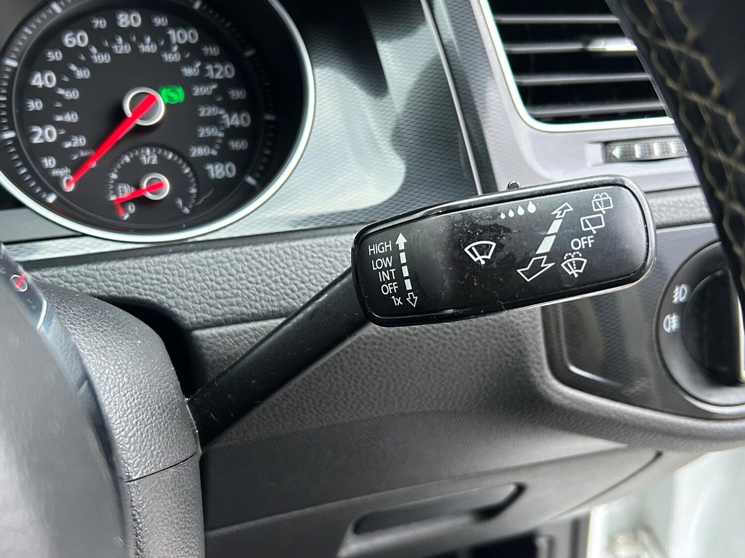 Used Volkswagen Golf for sale - 77496244: Photo 28