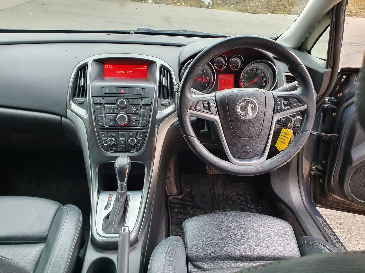 Vehicle 29