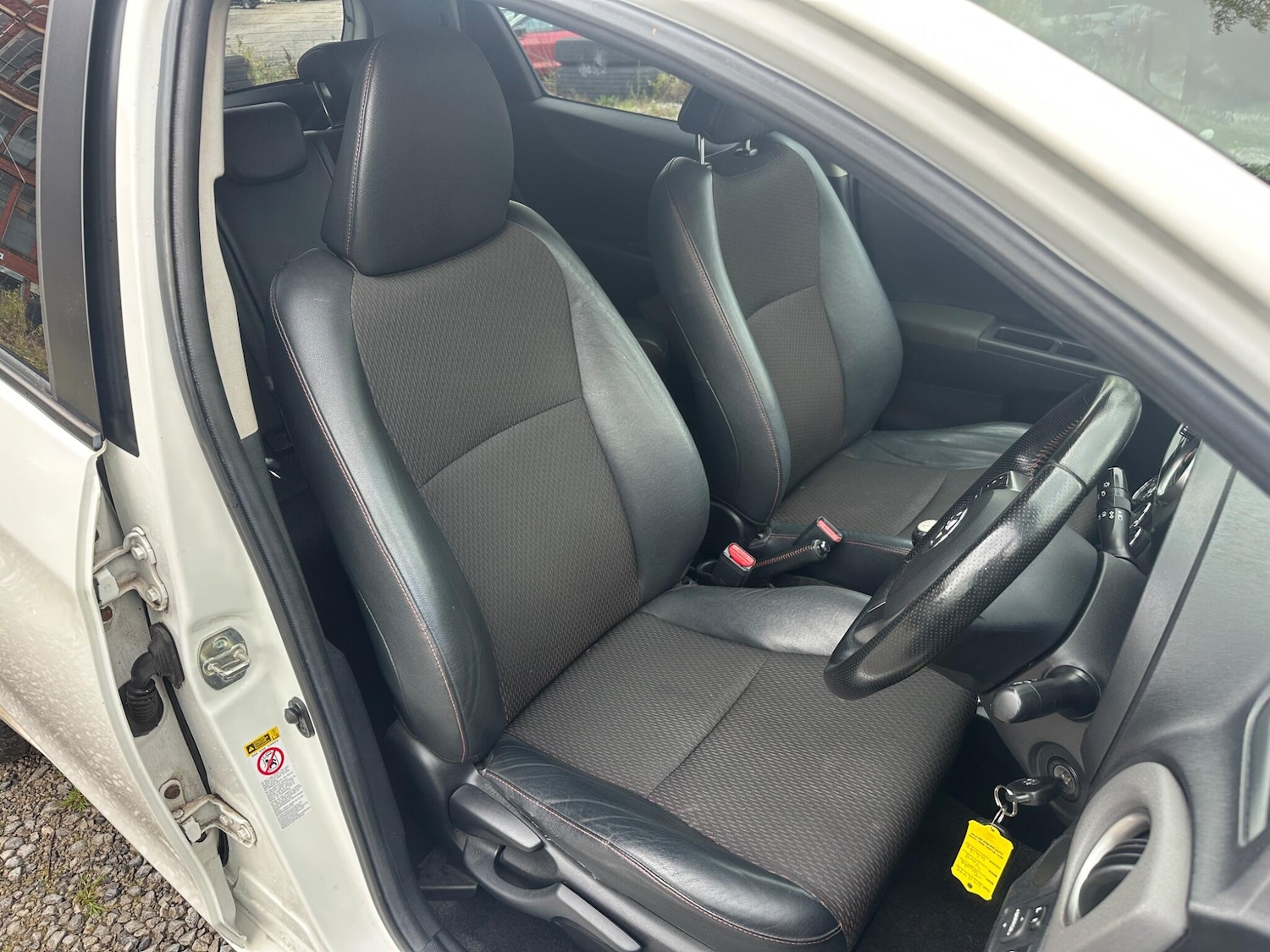 Used Toyota Yaris 2012 for sale - 76336291: Photo 21