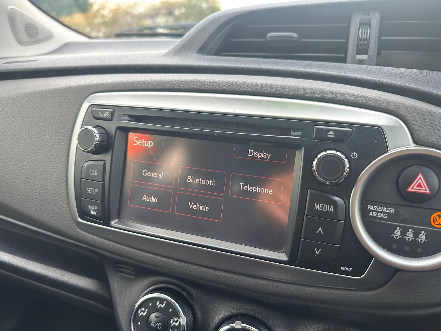Used Toyota Yaris 2012 for sale - 76336291: Photo 37