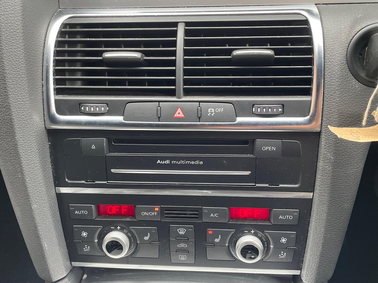 Used Audi Q7 2013 for sale - 76059693: Photo 39