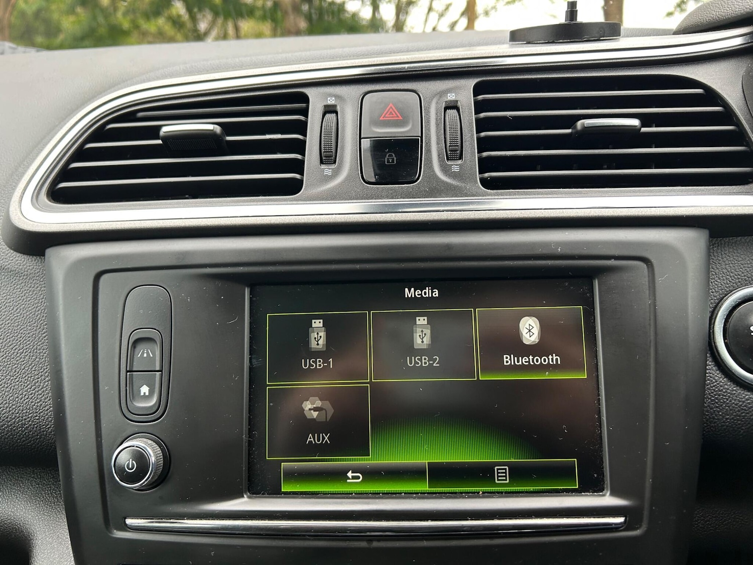 Used Renault Kadjar 2017 for sale - 78100950: Photo 42