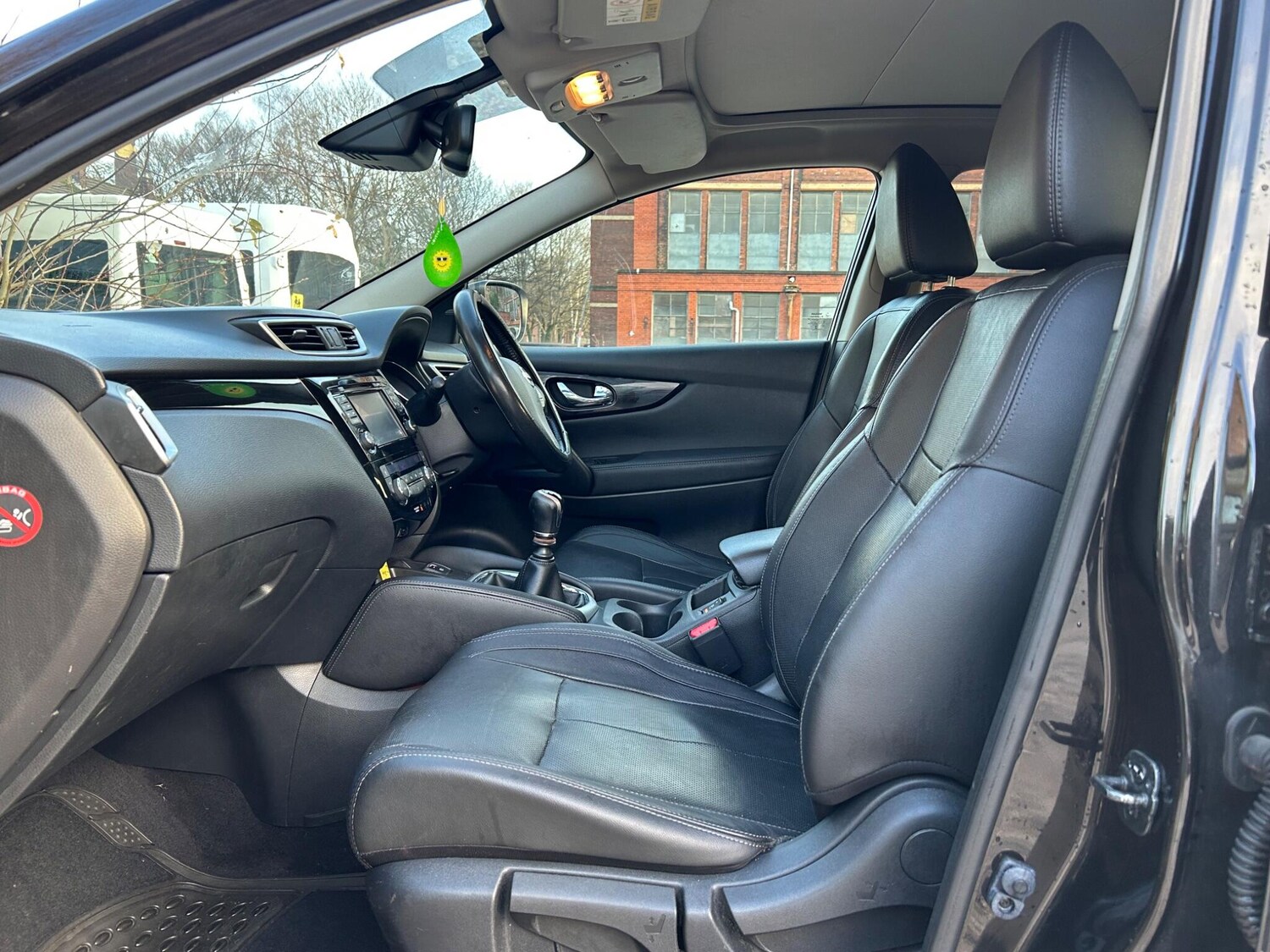 Used Nissan Qashqai for sale - 77612500: Photo 16