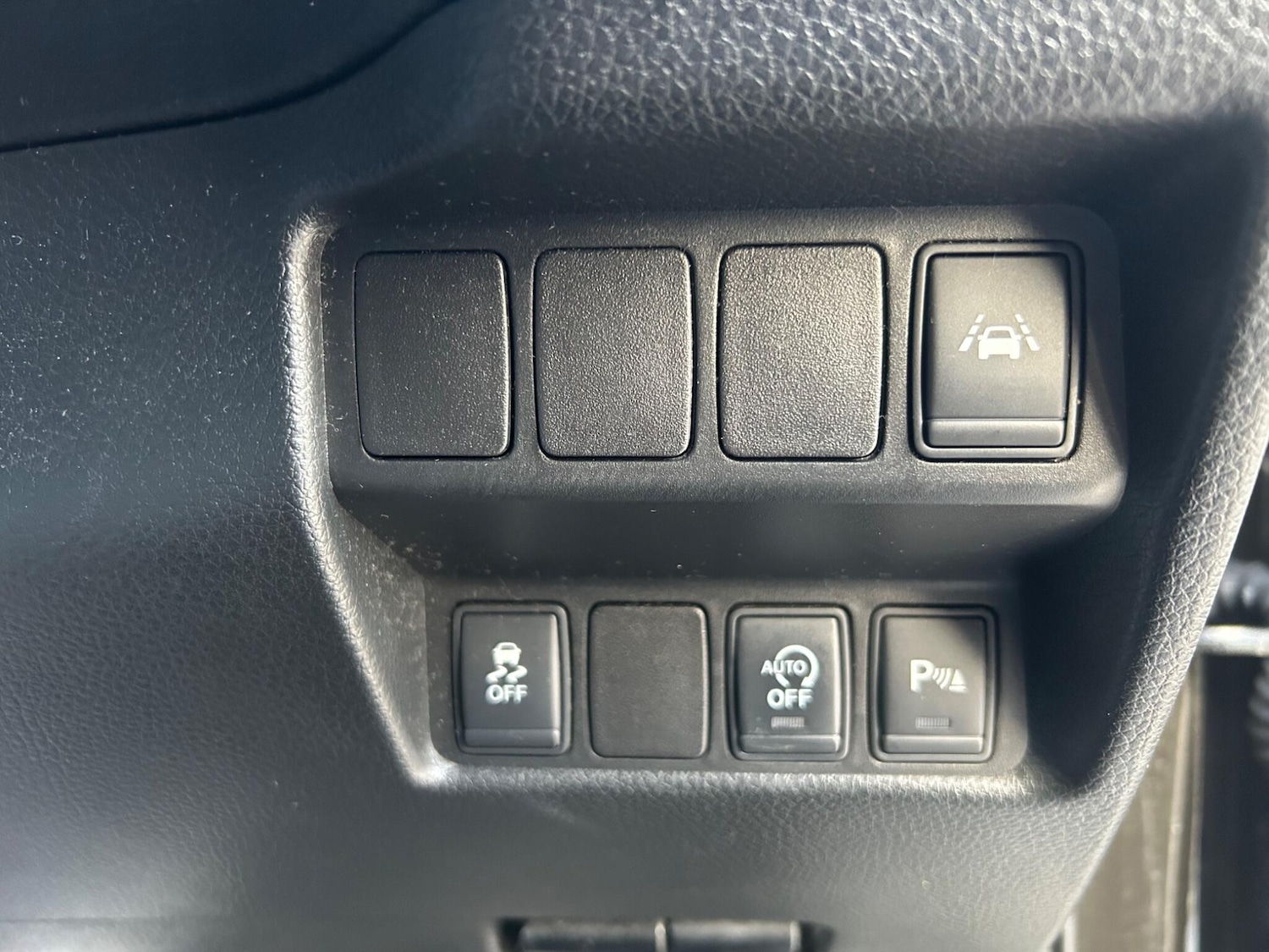 Used Nissan Qashqai for sale - 77612500: Photo 32