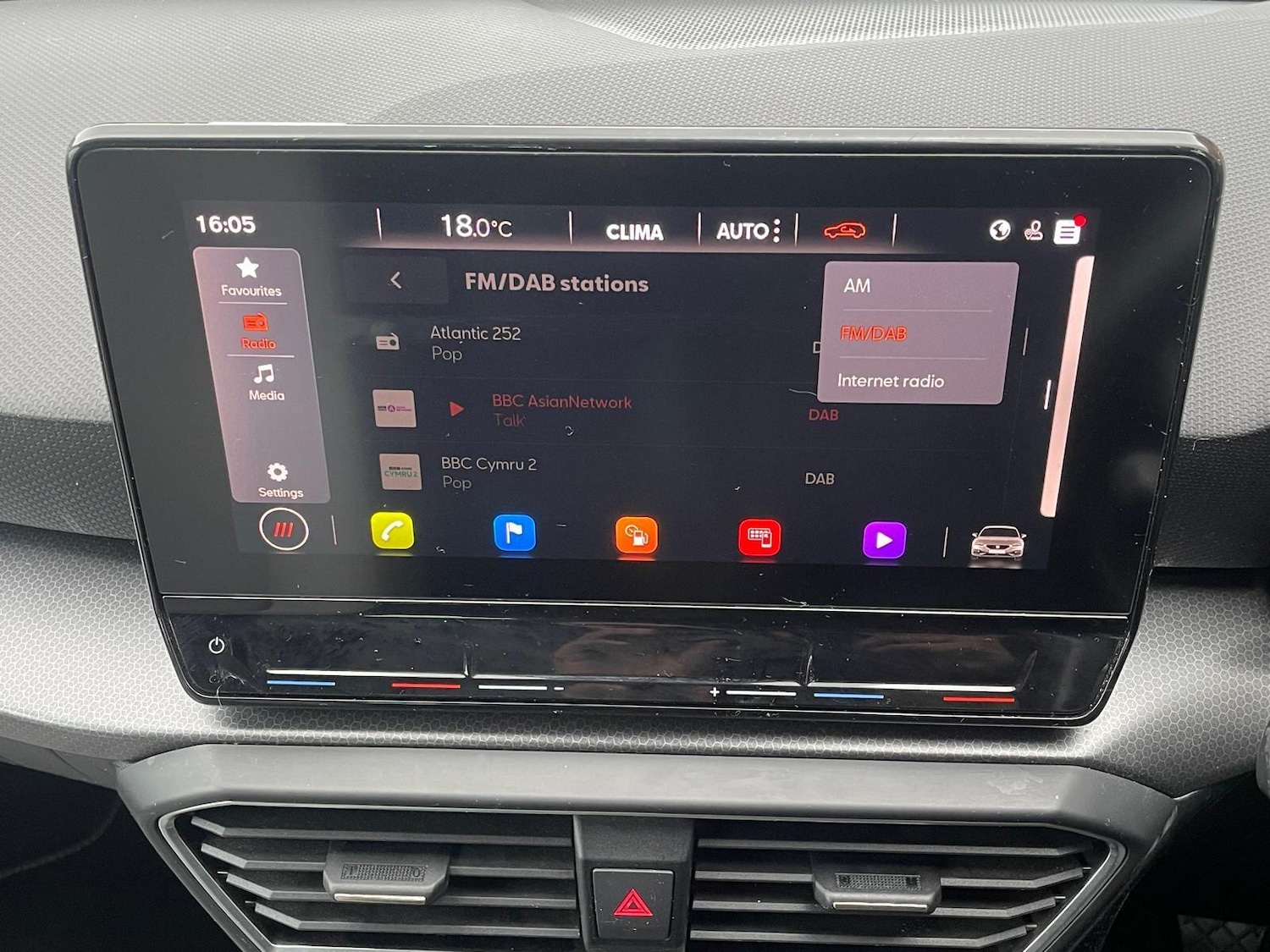 Used SEAT Leon 2021 for sale - 76992040: Photo 34