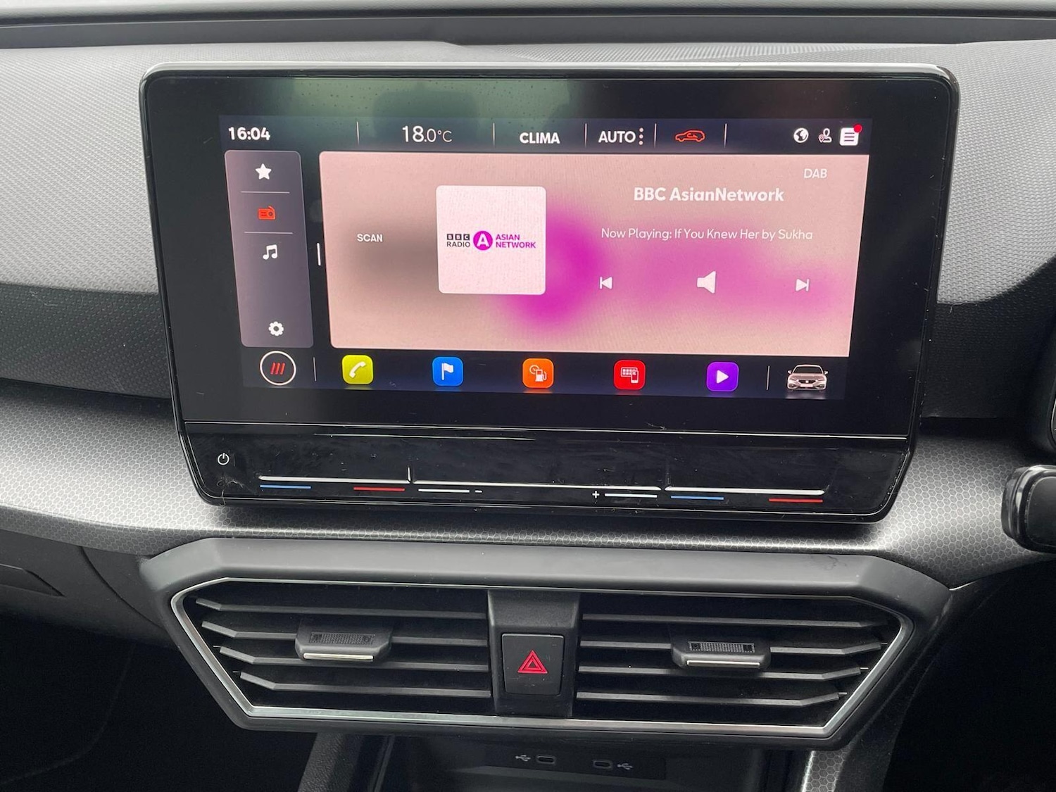 Used SEAT Leon 2021 for sale - 76992040: Photo 40