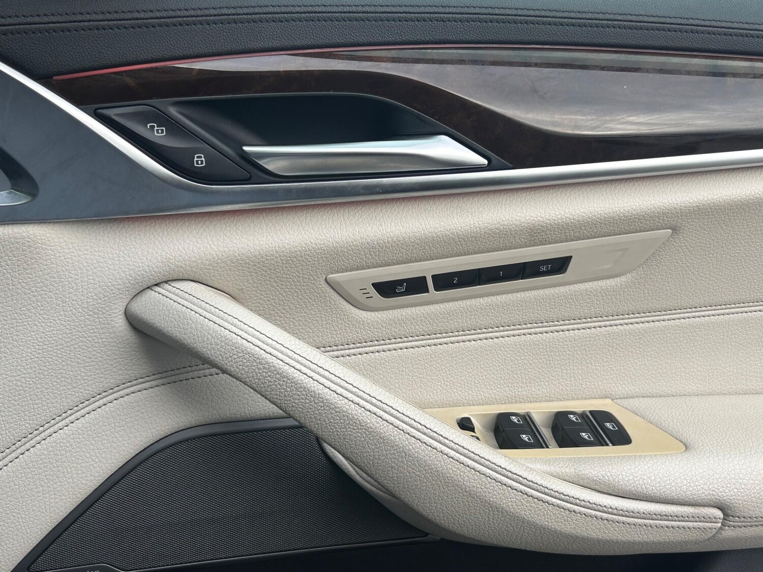 Used BMW 5 Series for sale - 77683730: Photo 40