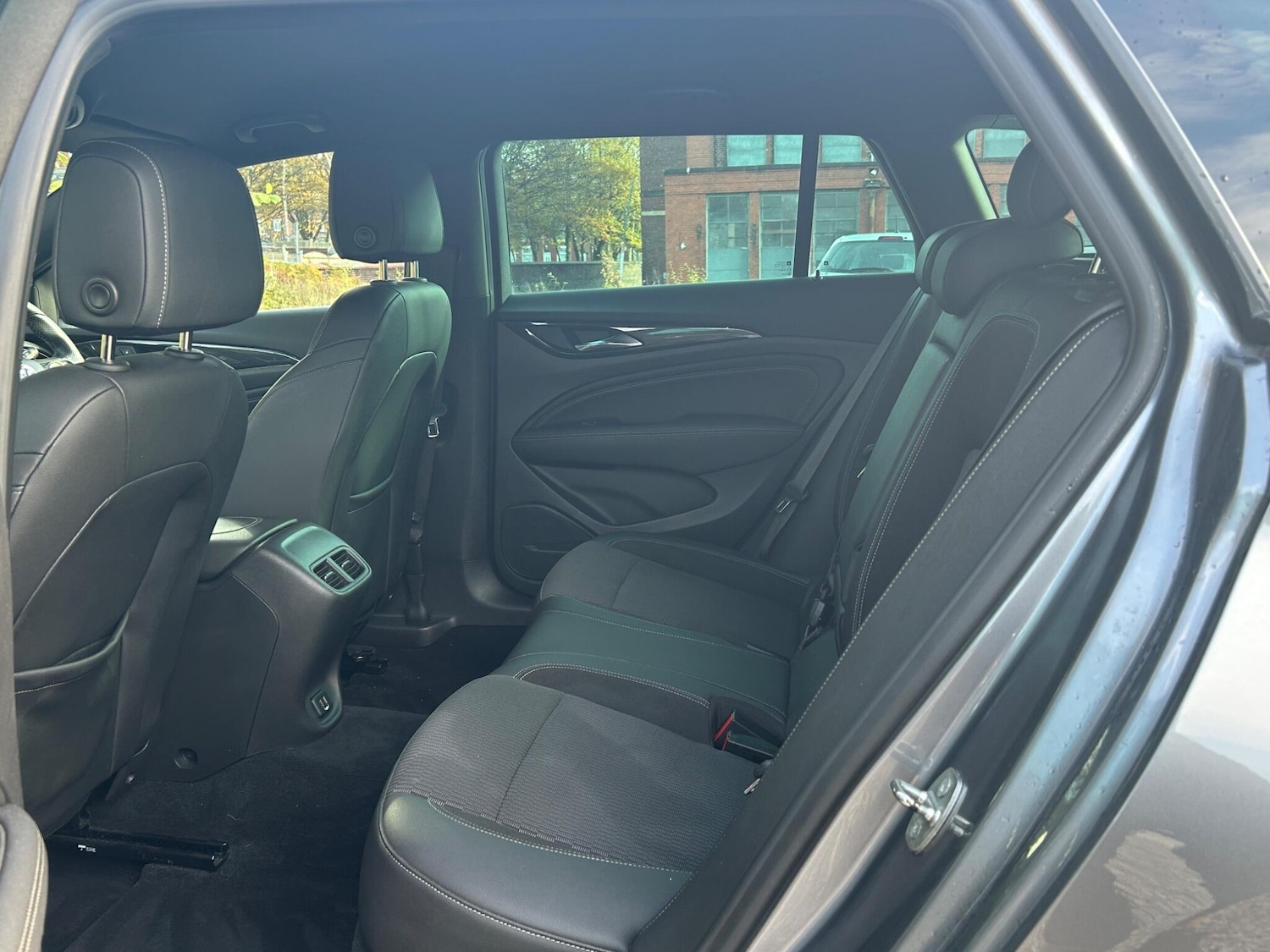 Used Vauxhall Insignia for sale - 76997648: Photo 19