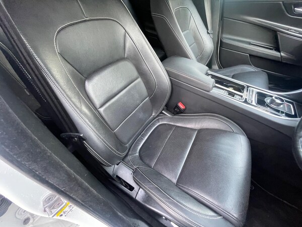 Used Jaguar XE 2018 for sale - 76306750: Photo 20