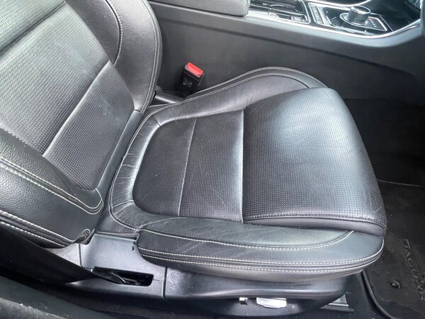 Used Jaguar XE 2018 for sale - 76306750: Photo 21