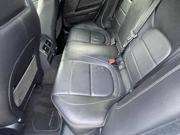 Used Jaguar XE 2018 for sale - 76306750: Photo 24