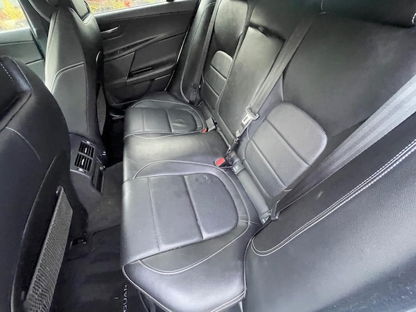 Used Jaguar XE 2018 for sale - 76306750: Photo 25