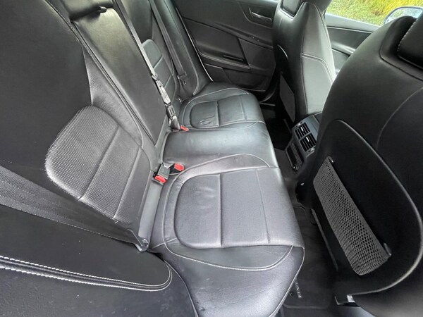 Used Jaguar XE 2018 for sale - 76306750: Photo 27